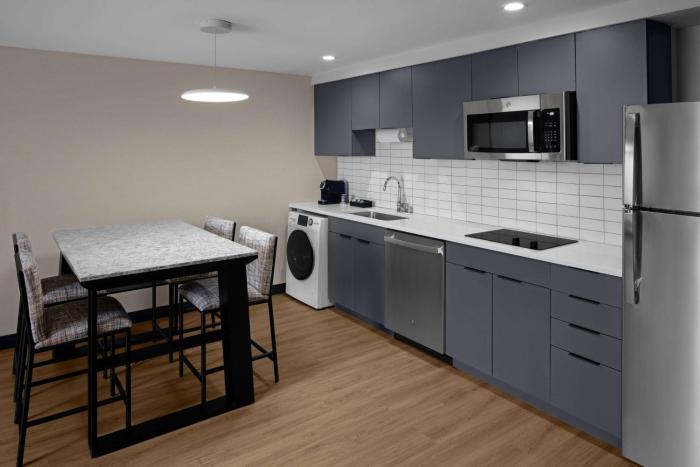 homewood suites by hilton grand prairie at epiccentral