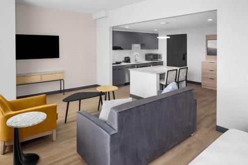 homewood suites by hilton grand prairie at epiccentral