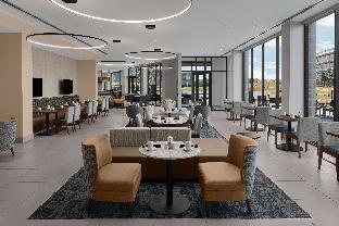 hilton garden inn grand prairie at epiccentral