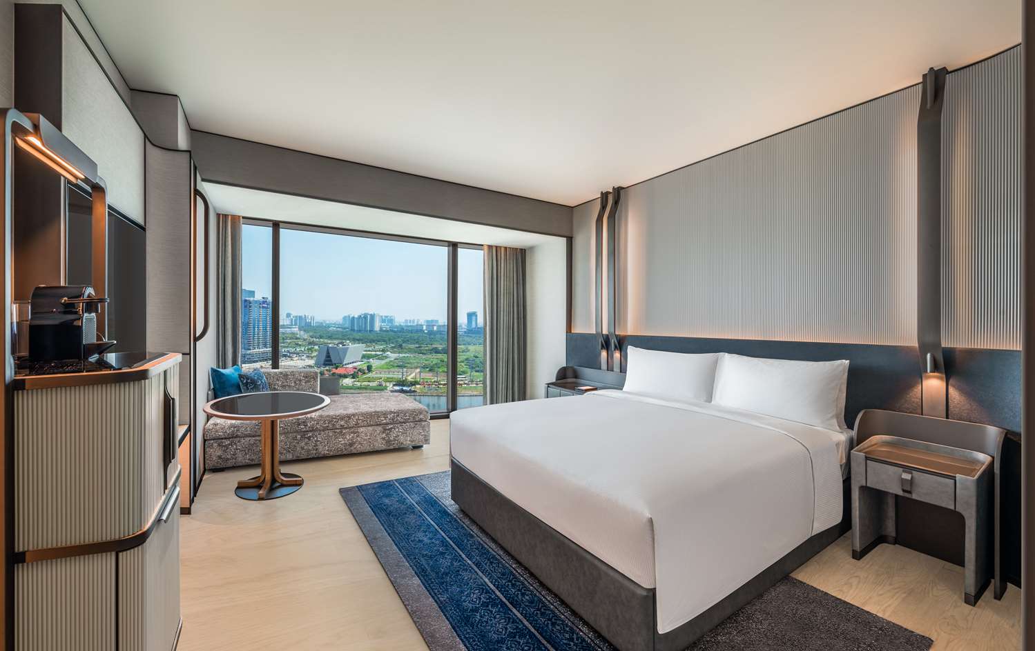 hilton saigon