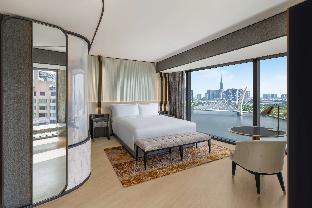 hilton saigon