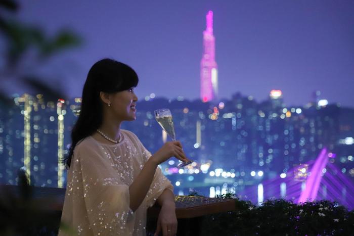 hilton saigon