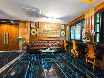 chiangmai lanna and modern loft hotel