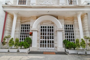 hathili hotel and restaurant