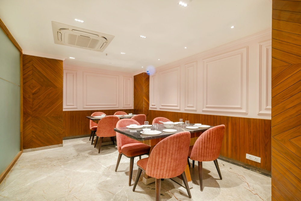 hathili hotel and restaurant