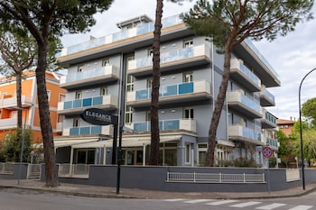 elegance suite apartments