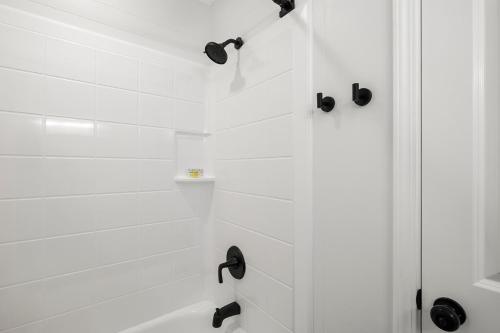 The Lofts On Indian Point,1160 Indian Point Rd,2 star