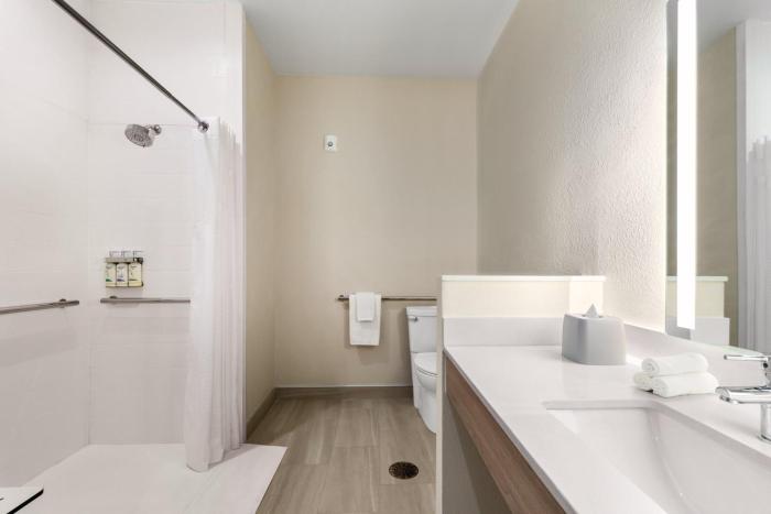 holiday inn express and suites bessemer birmingham sw