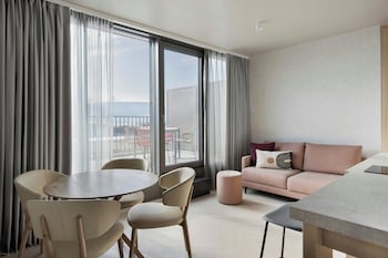 residence inn by marriott geneva city nations