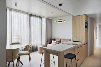 residence inn by marriott geneva city nations