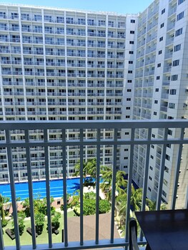 shore residences pasay city