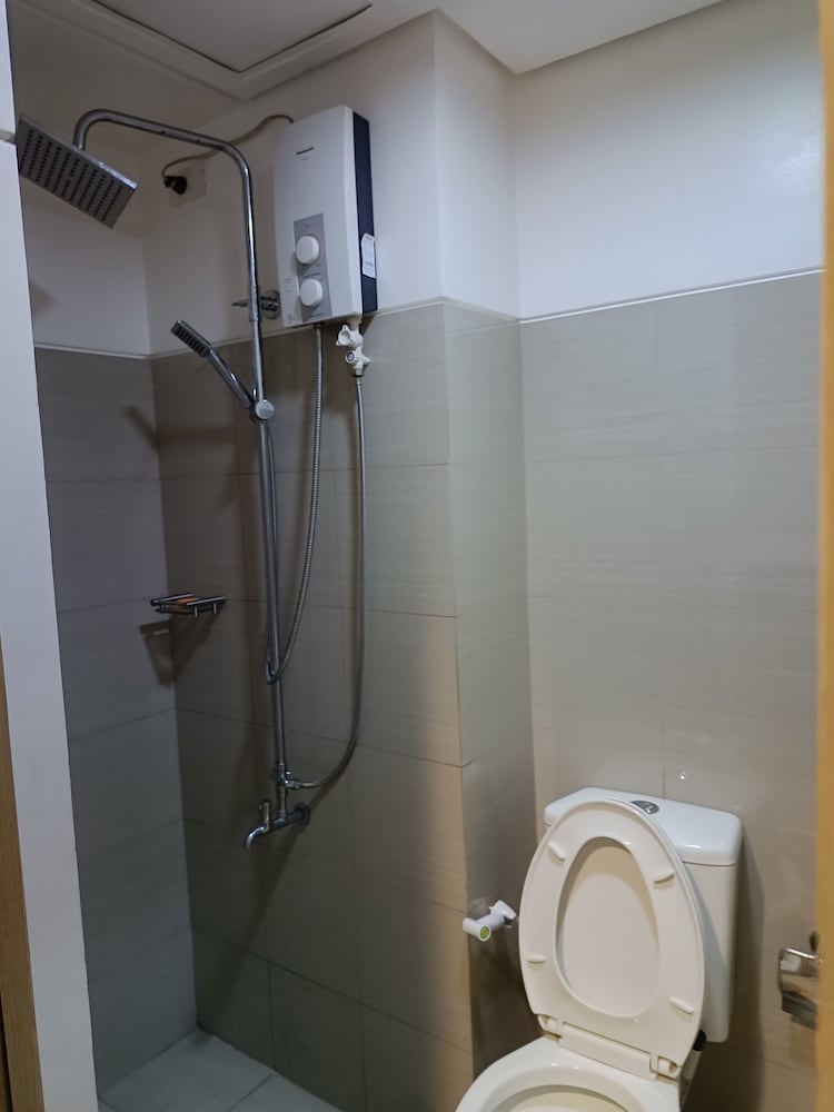 shore residences pasay city