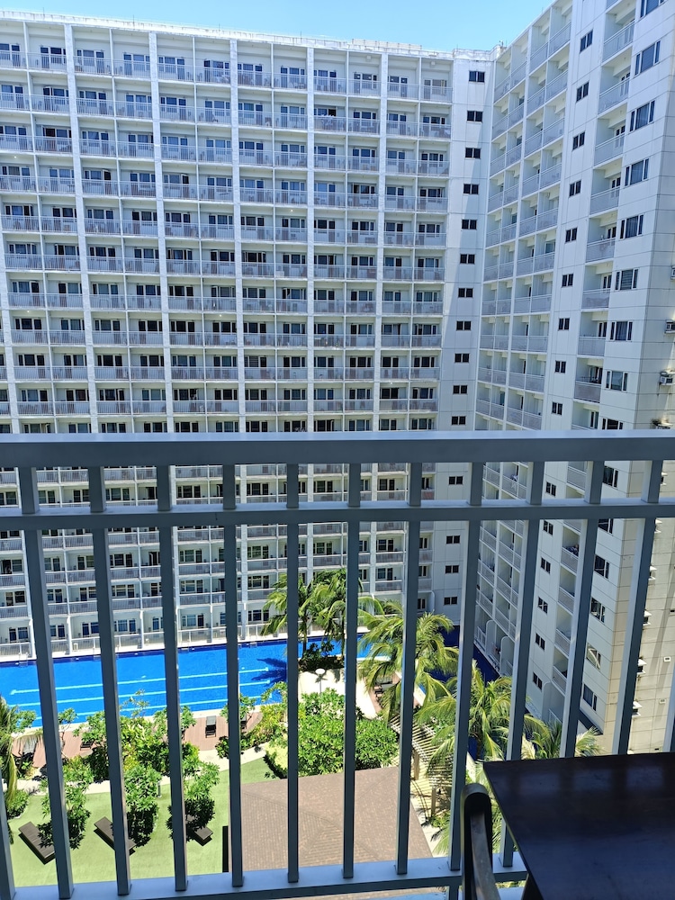 shore residences pasay city