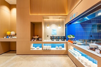 holiday inn express haiyan an ihg hotel