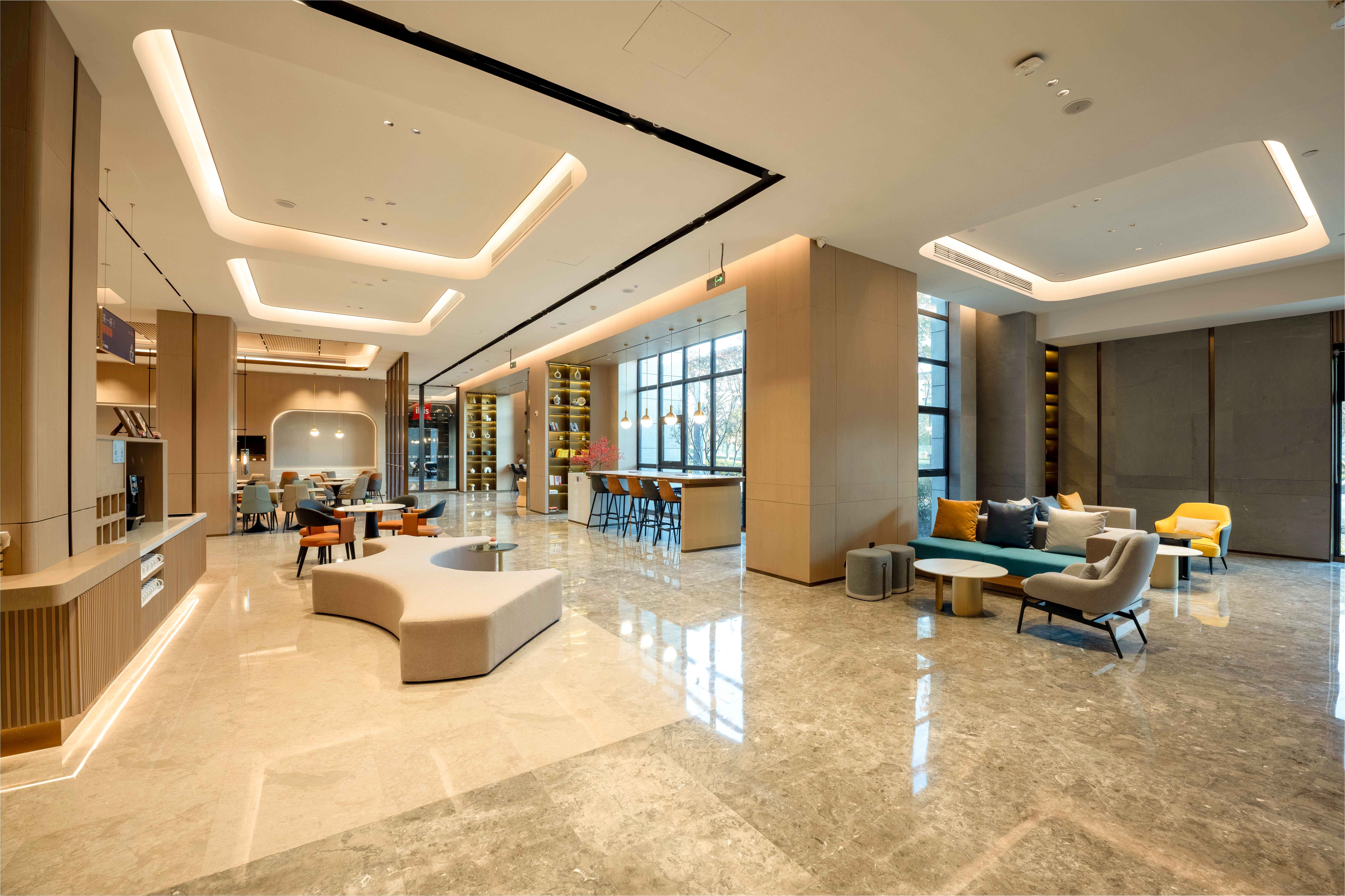 holiday inn express haiyan an ihg hotel