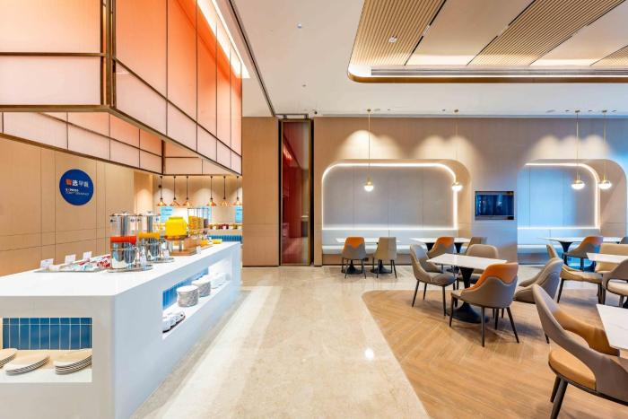 holiday inn express haiyan an ihg hotel