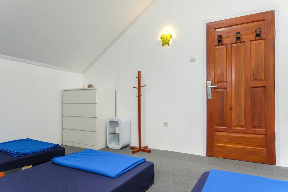 hilltop camp lembang by twospaces