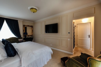 ateneea luxury rooms
