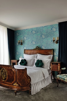 ateneea luxury rooms