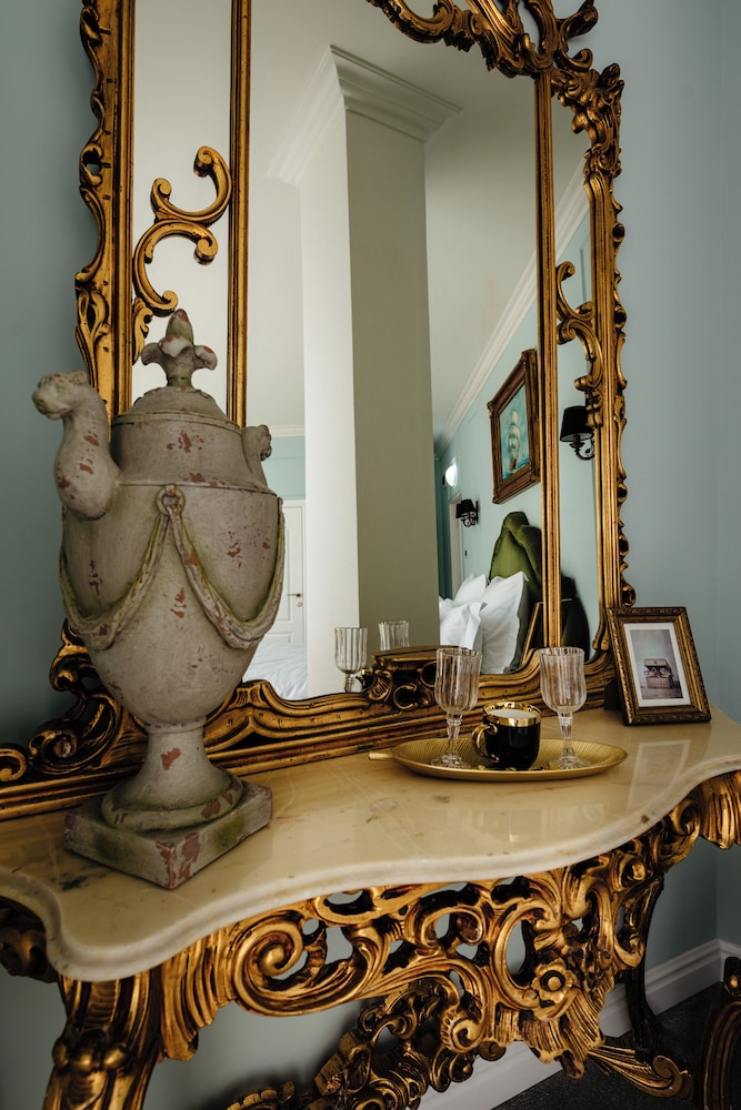 ateneea luxury rooms