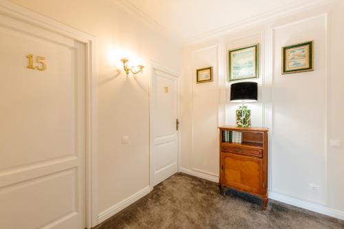 ateneea luxury rooms