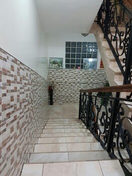 2bedrooms private apart junction mall