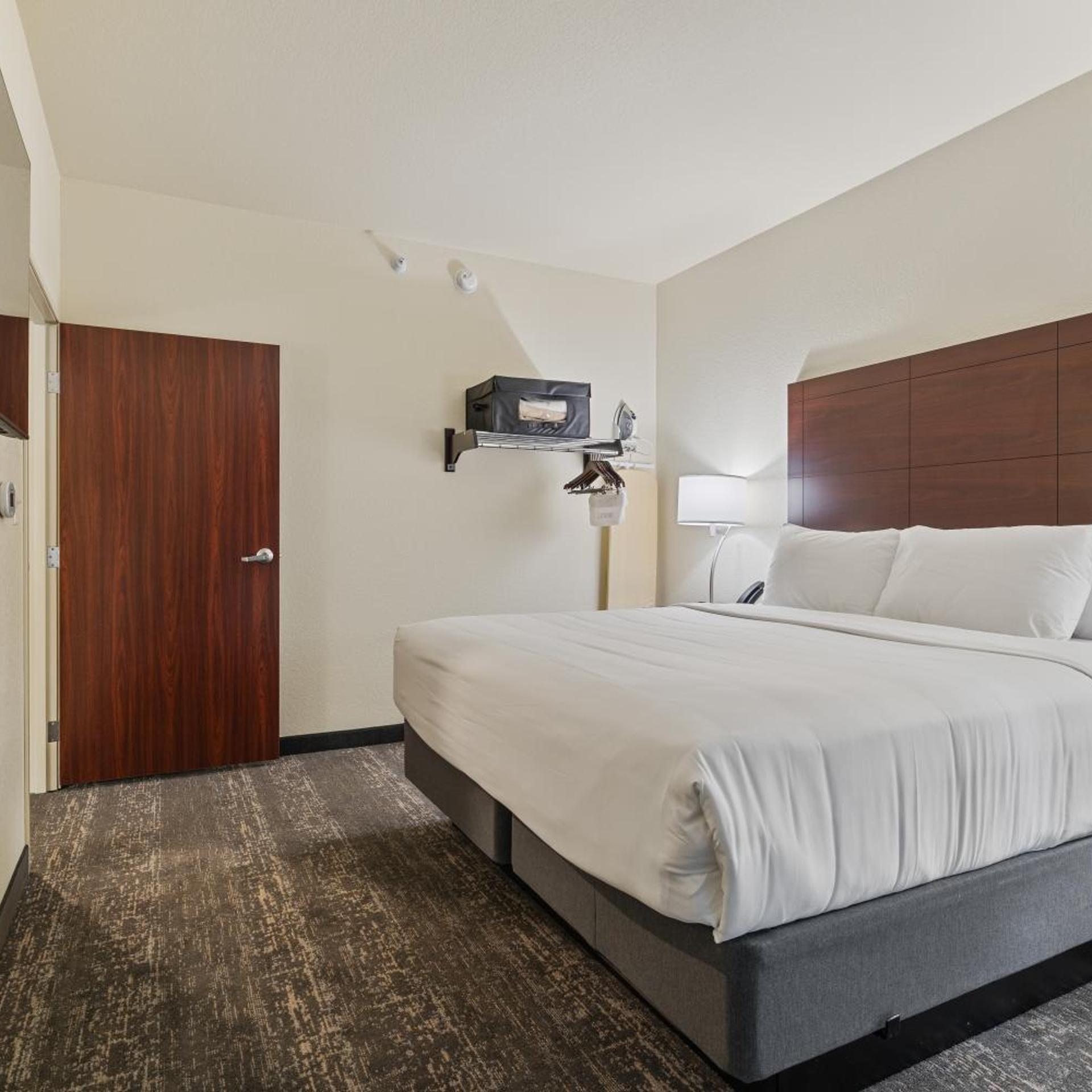 cobblestone hotel and suites alpine