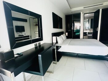 twin sands resort penthouse