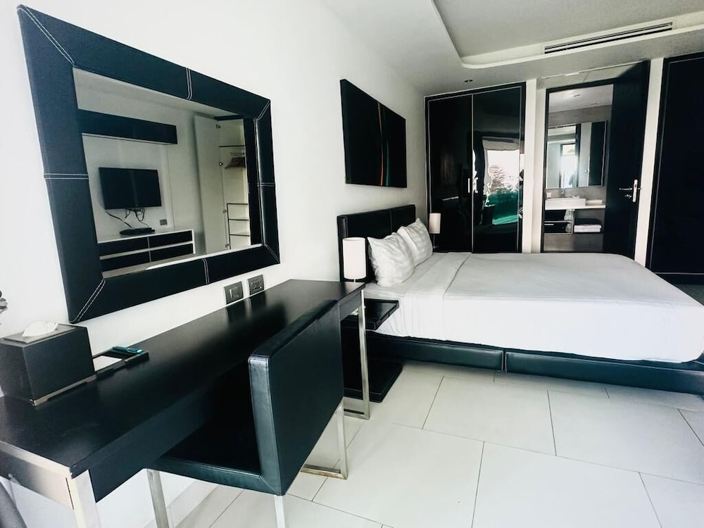 twin sands resort penthouse