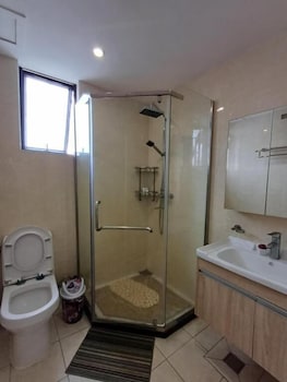 urban oasis apartment by edmor suites