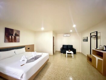 v beach resort