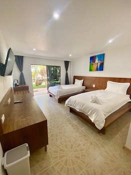 v beach resort