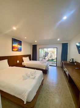 v beach resort