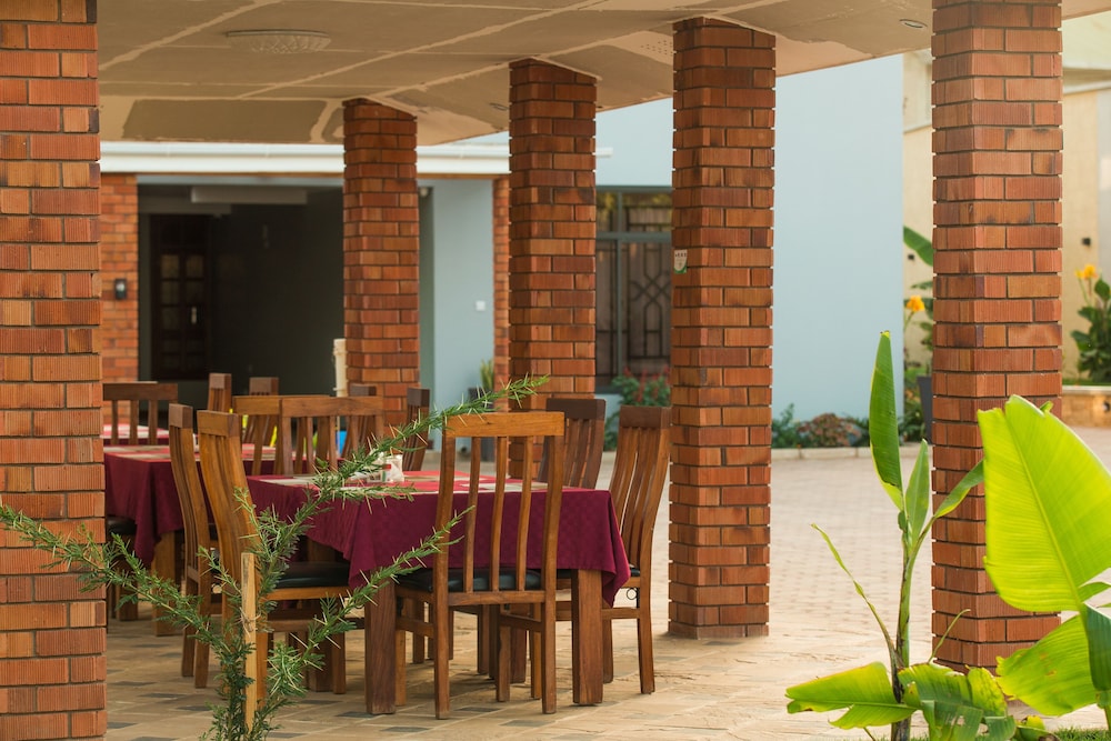 medan hotel and apartments