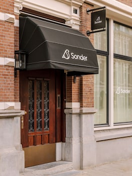 sonder rose