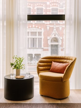 sonder rose