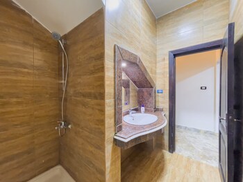 khufu house