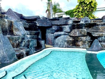 hideaway resort ban chang