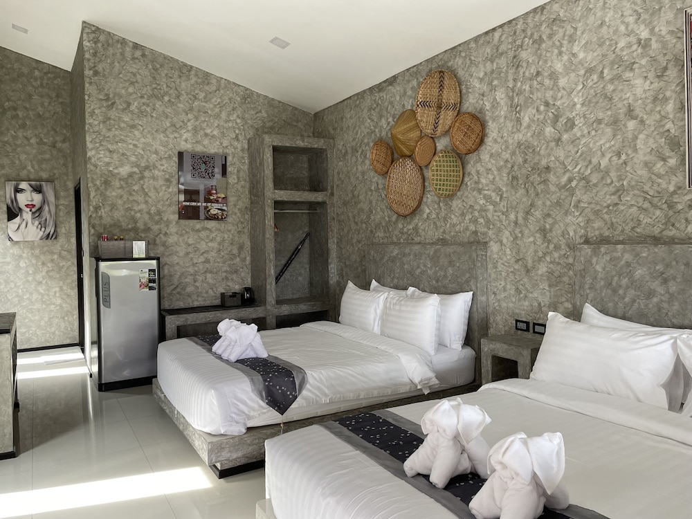 hideaway resort ban chang