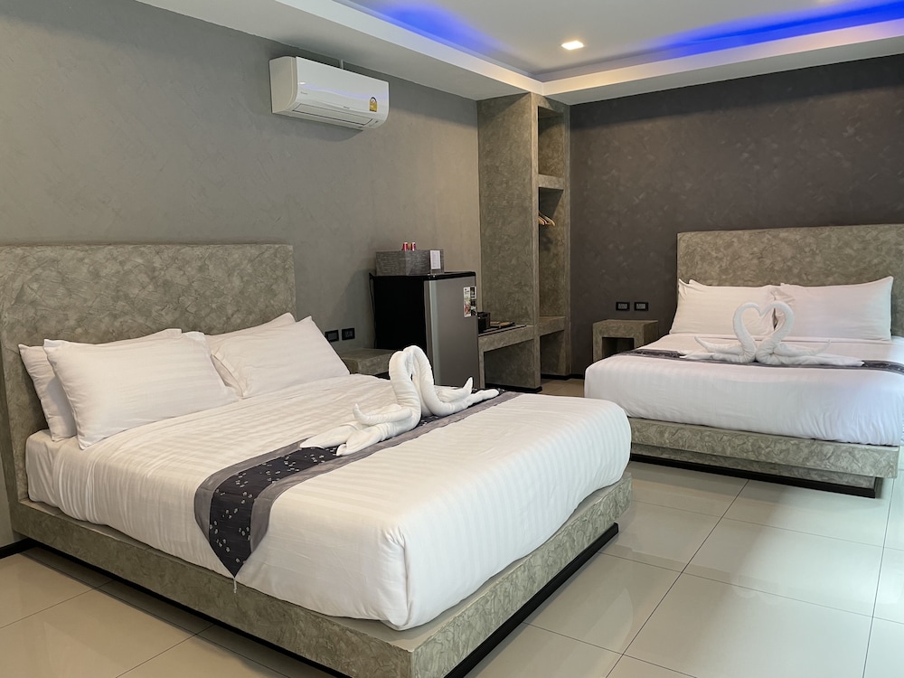 hideaway resort ban chang