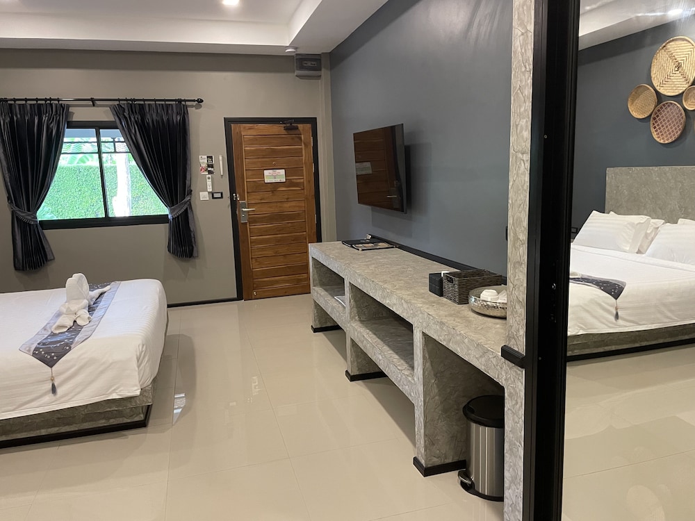 hideaway resort ban chang