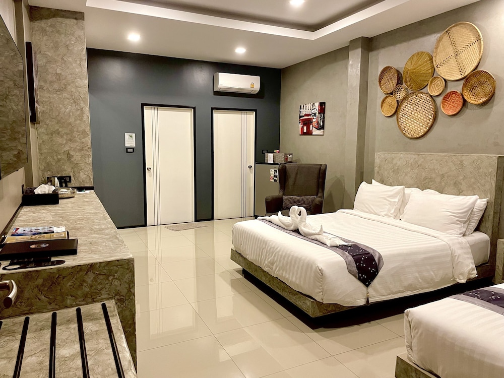 hideaway resort ban chang