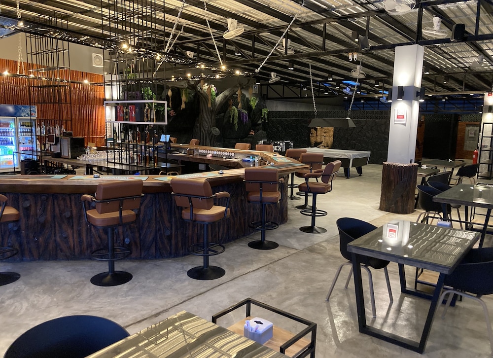 hideaway resort ban chang