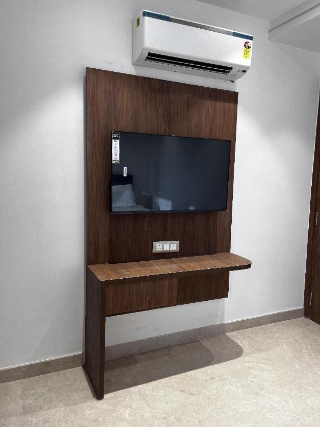 qotel hotel signature bnb ashok vihar