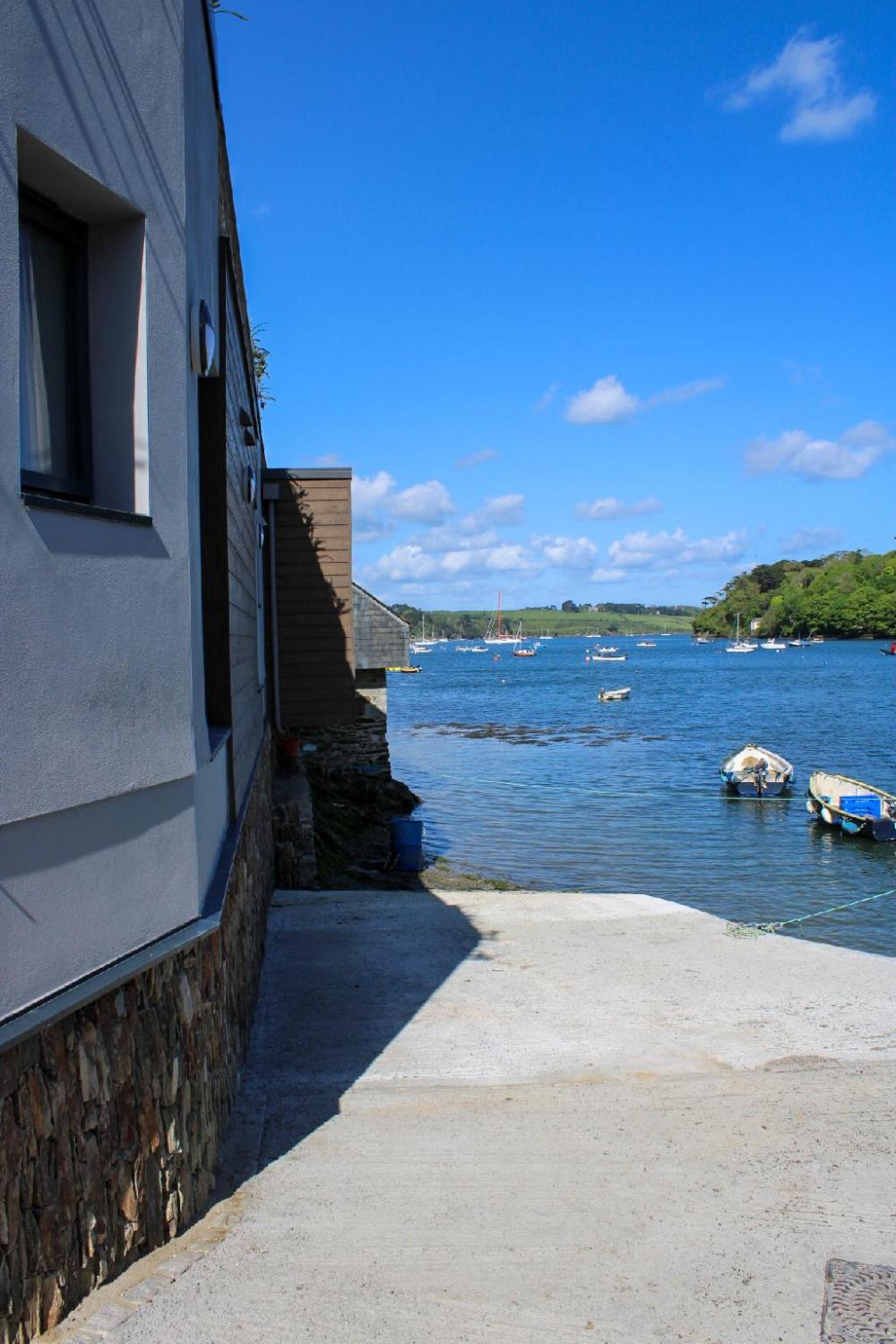 the shipwrights arms