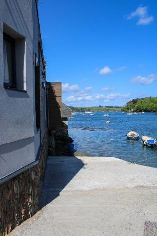 the shipwrights arms