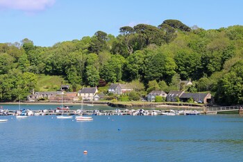 the shipwrights arms