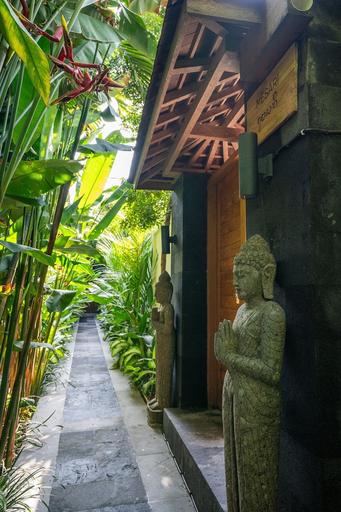 the gardens seminyak