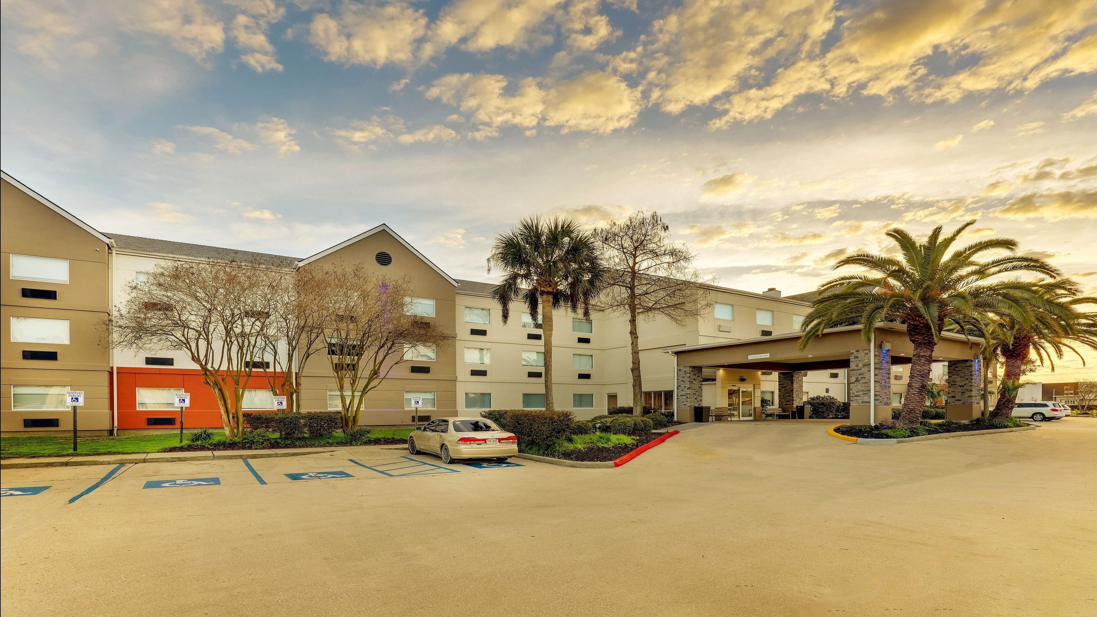 holiday inn express kenner new orleans airport by ihg
