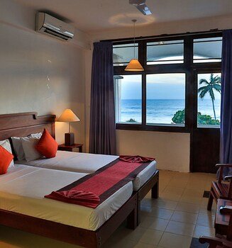 hotel lanka super corals